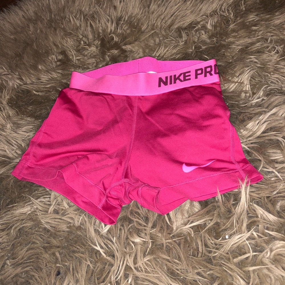 Pink Nike Pros